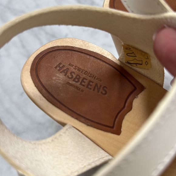 Anthropologie | Swedish Hasbeens White Flower Leather Clog Sandal Size 39 - Picture 5 of 15